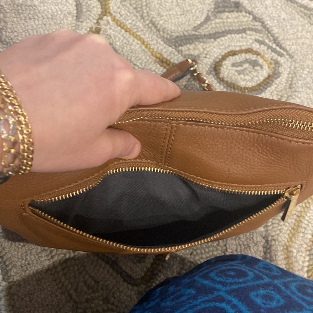π Vince camuto tan dark rum leather medium shoulder bag π - Picture 15 of 17